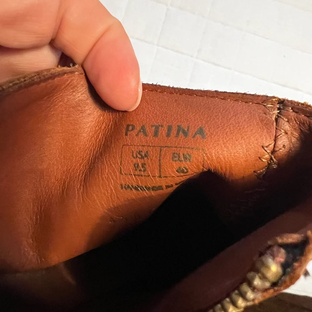 Portland Leather Brown Ankle Boots with Sleek Design - Picture 3 of 6